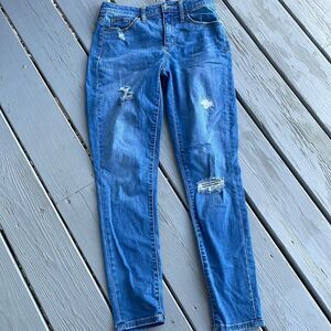 Universal thread jeans 